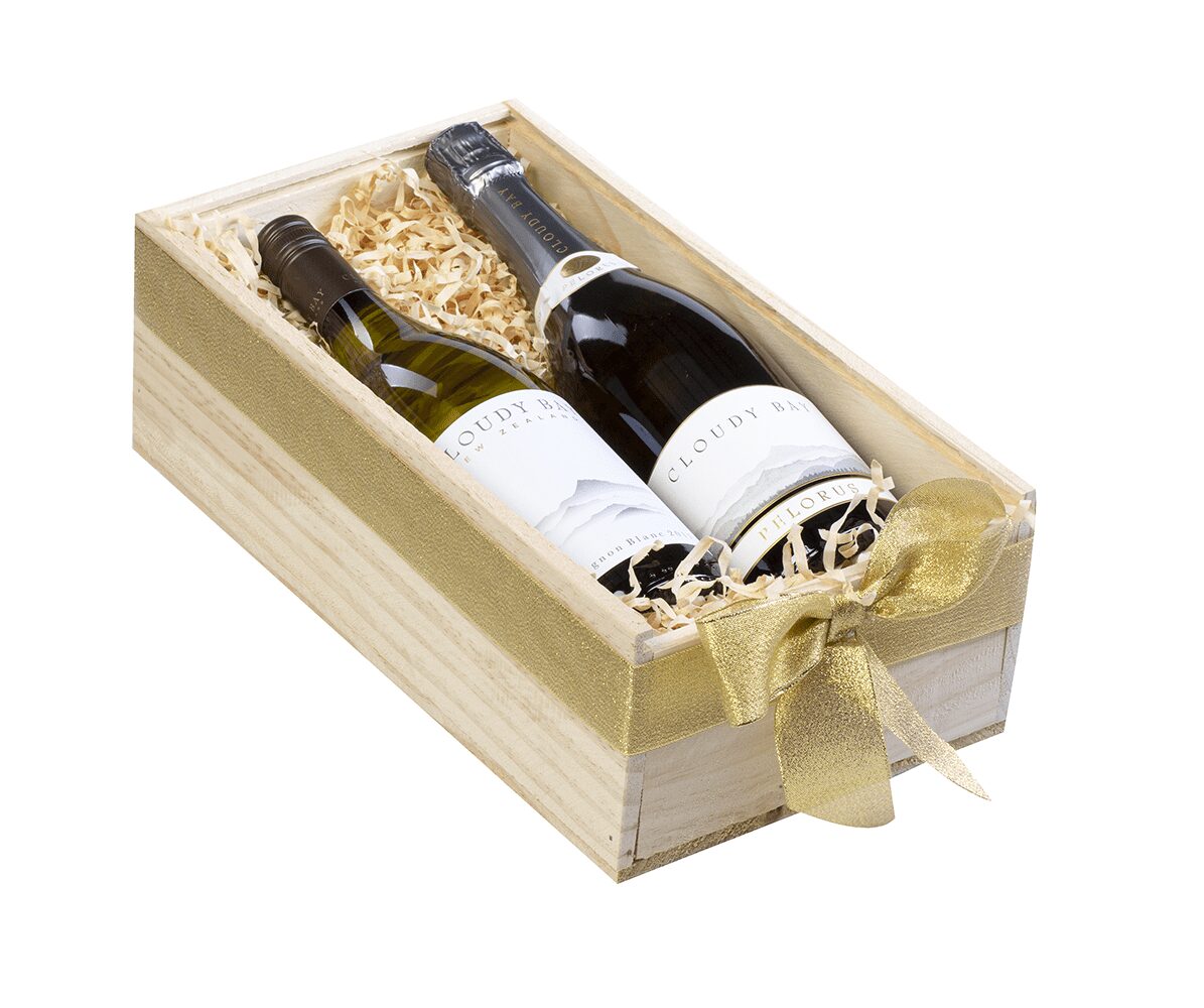Cloudy Bay Red & White Wine Gift Box Wineplus