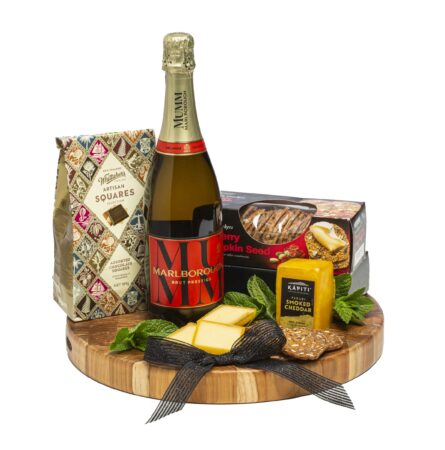 Luxurious Cheese & Bubbles